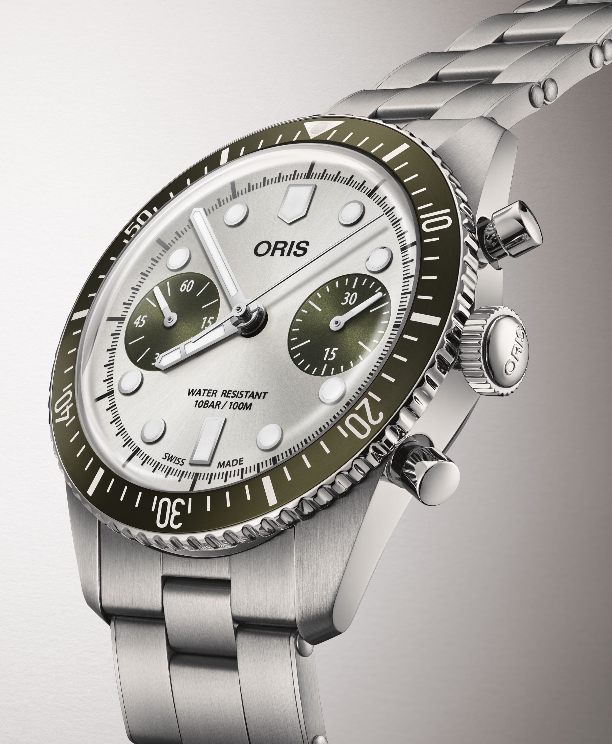 Divers Sixty-Five